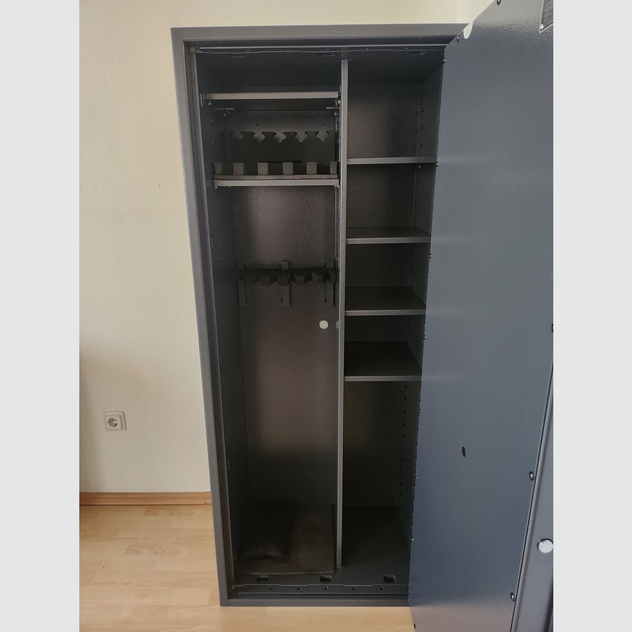 Sejf na broń Gun Safe 0/1-6 Kombi EN 1143-1 z zamkiem szyfrowym