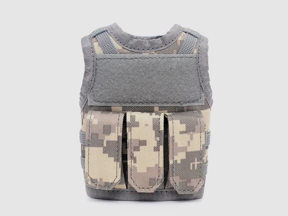 Mini Tactical Schutzweste mit Fronttaschen für Bierflasche / Weinflasche / Thermosflasche - Digital-ACU