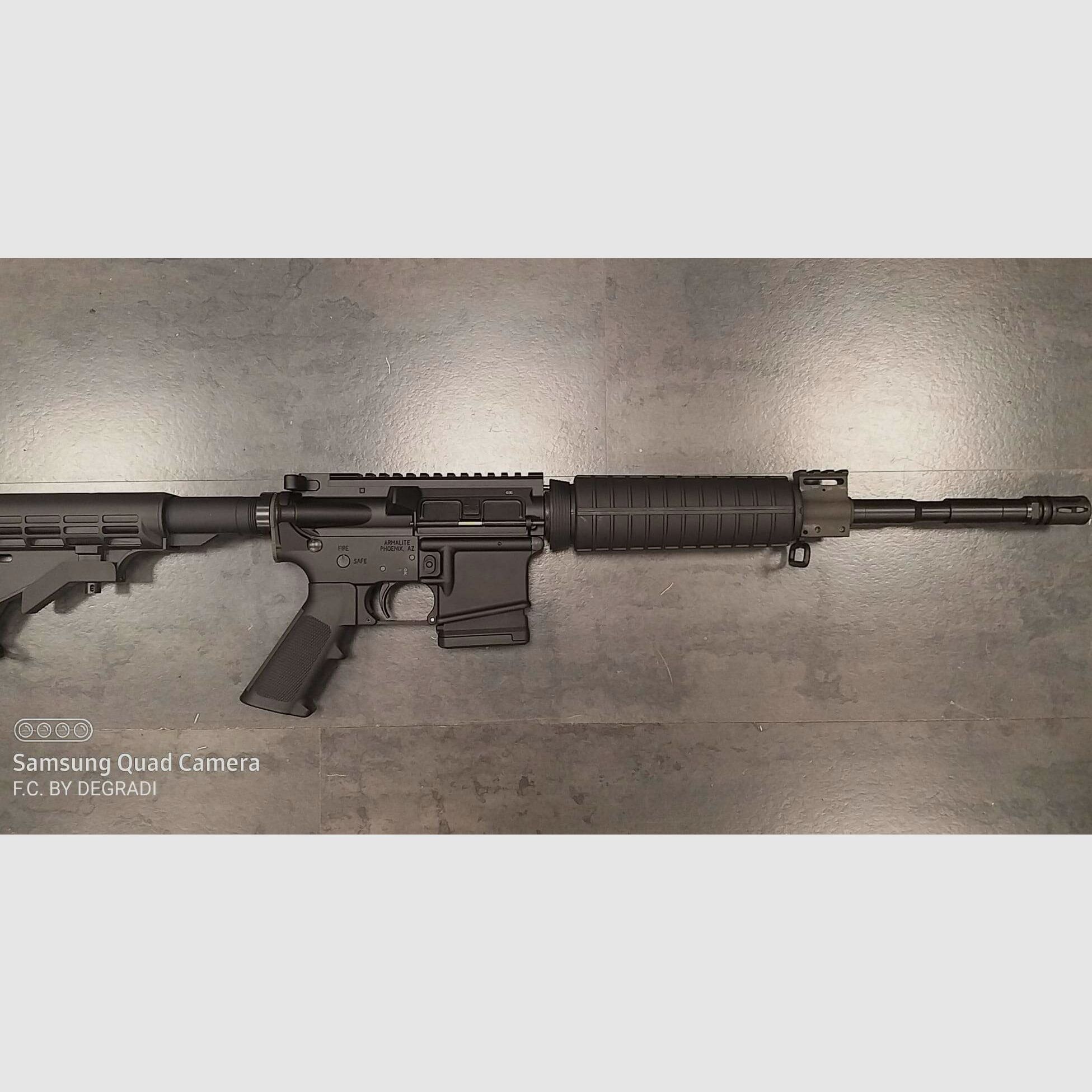 ARMALITE M-15 223 REM., image 2 sur 4