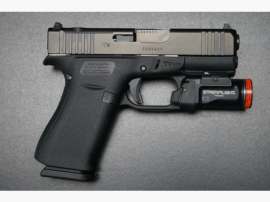 Glock 43X MOS con Streamlight TLR-7