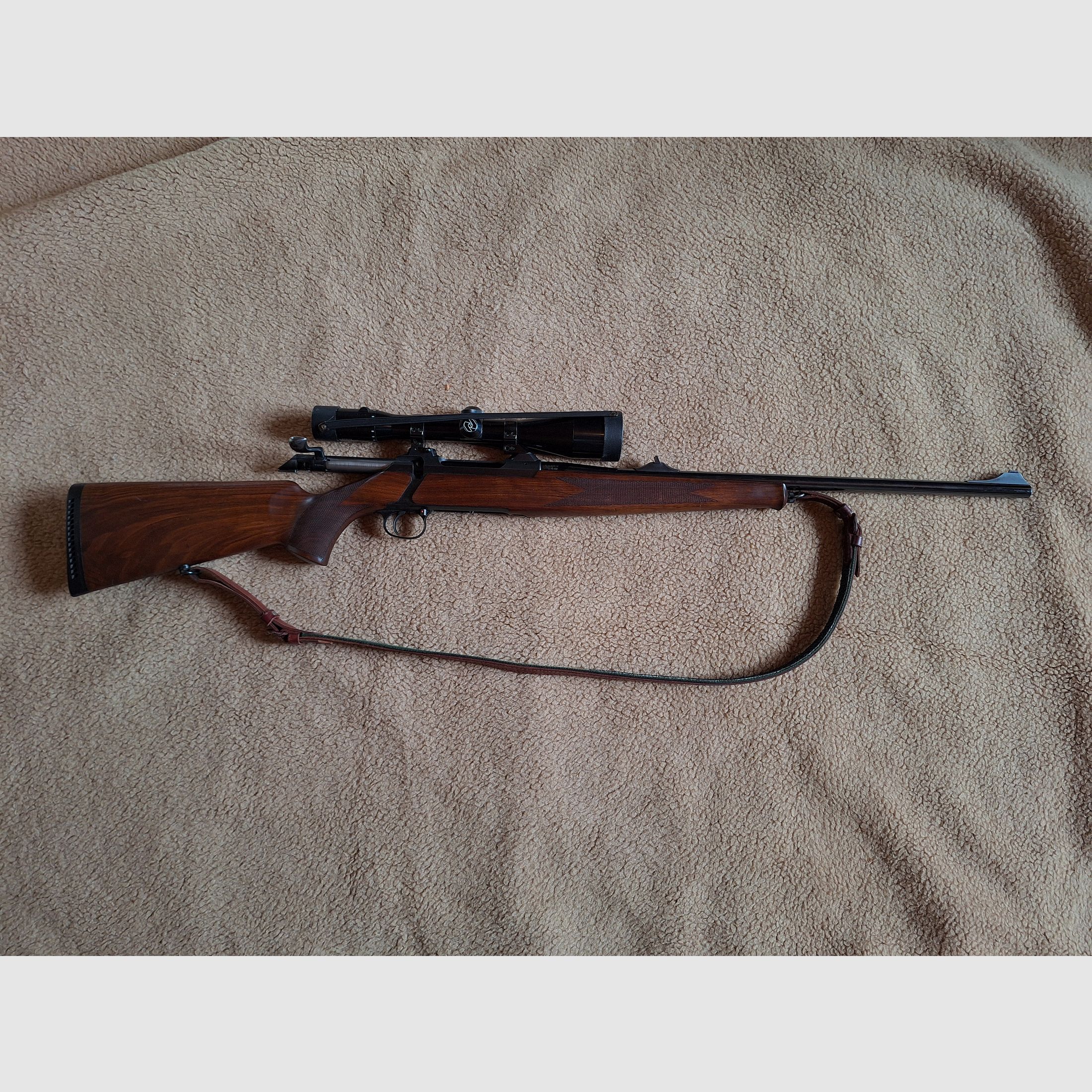 Sauer & Sohn Repetierbüchse, Modell 200 S, Kaliber 9,3 x 62, mit Zeiss Diavari-ZA 2,5 - 10 x 52 T*