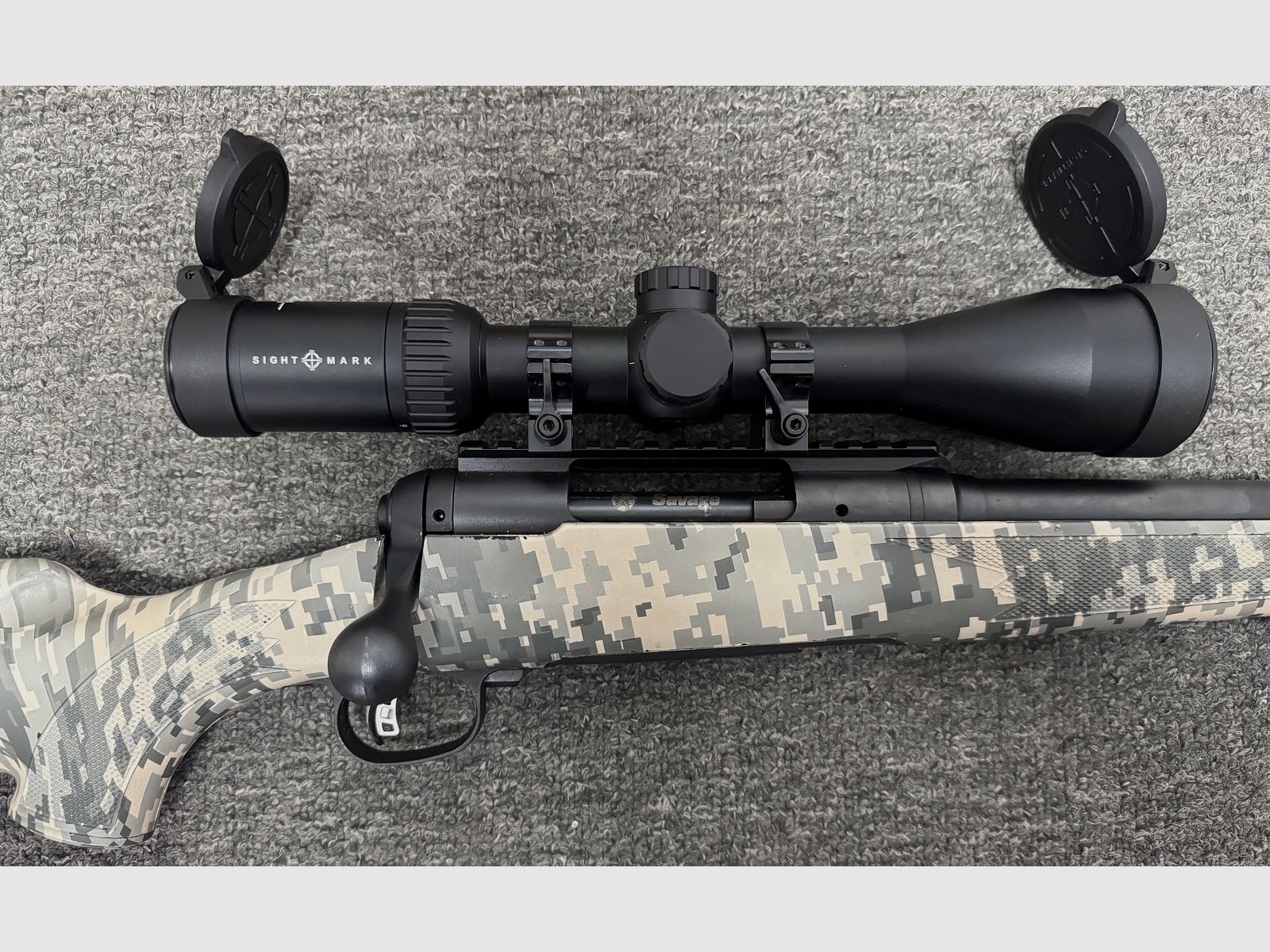 Savage 10 .223 Rem. mit 3-9x50 LP & Schalldämpfer