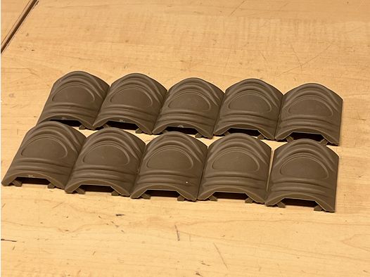 Picatinny kleine Rail Cover 10er Set in Dark Earth
