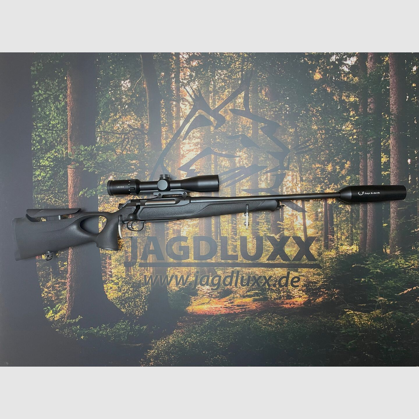 Sauer 505 Synchro XT in a complete set with Leica scope and silencer