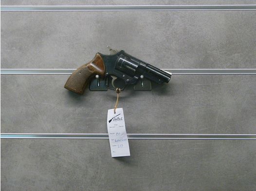 Revolver F.N.