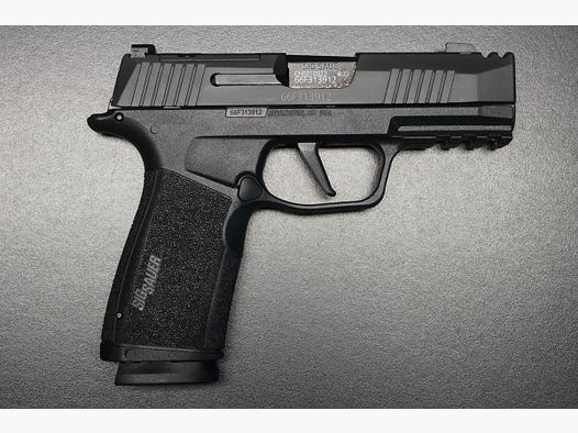 Sig Sauer P365-XMACRO COMP