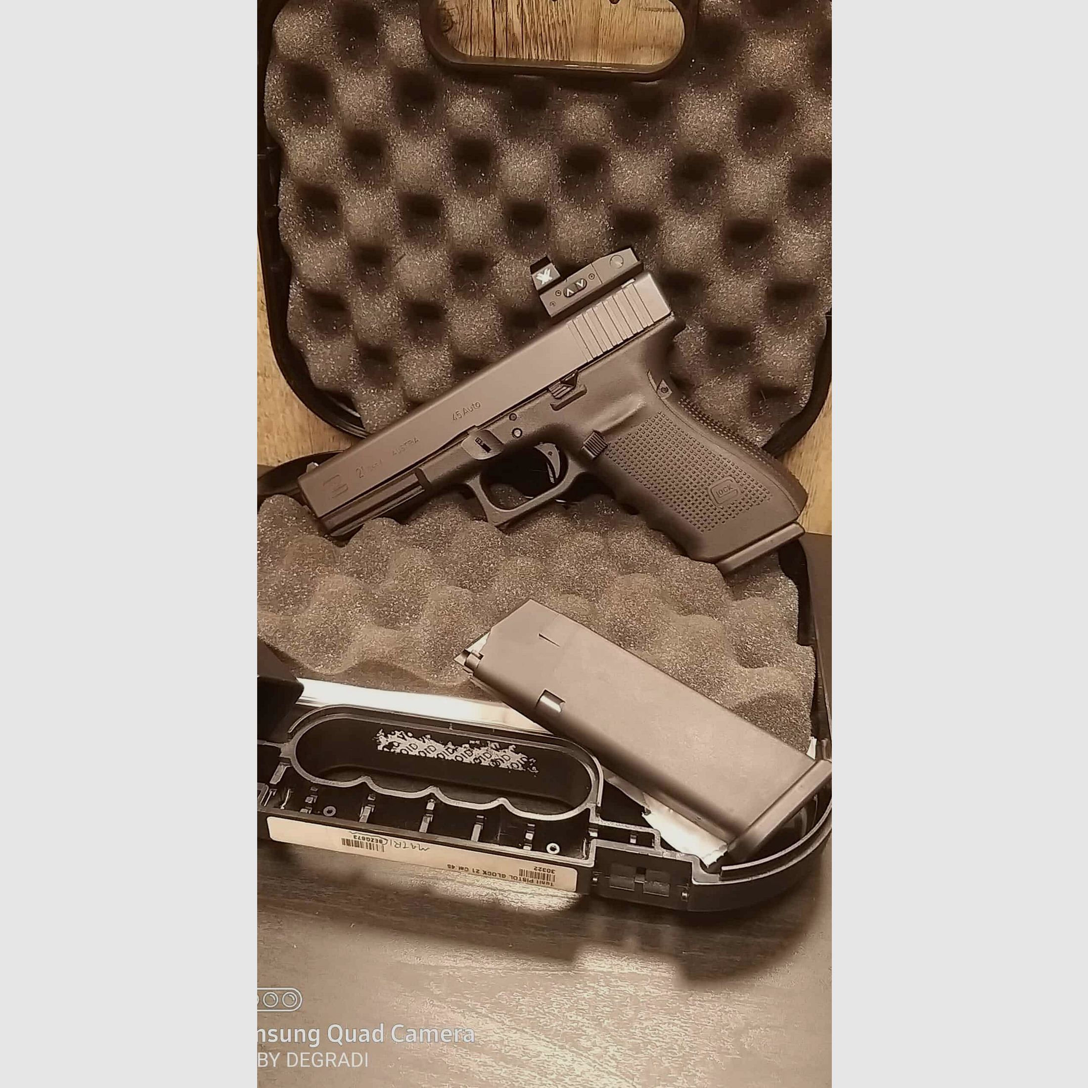 GLOCK 21 45 ACP, image 3 of 4