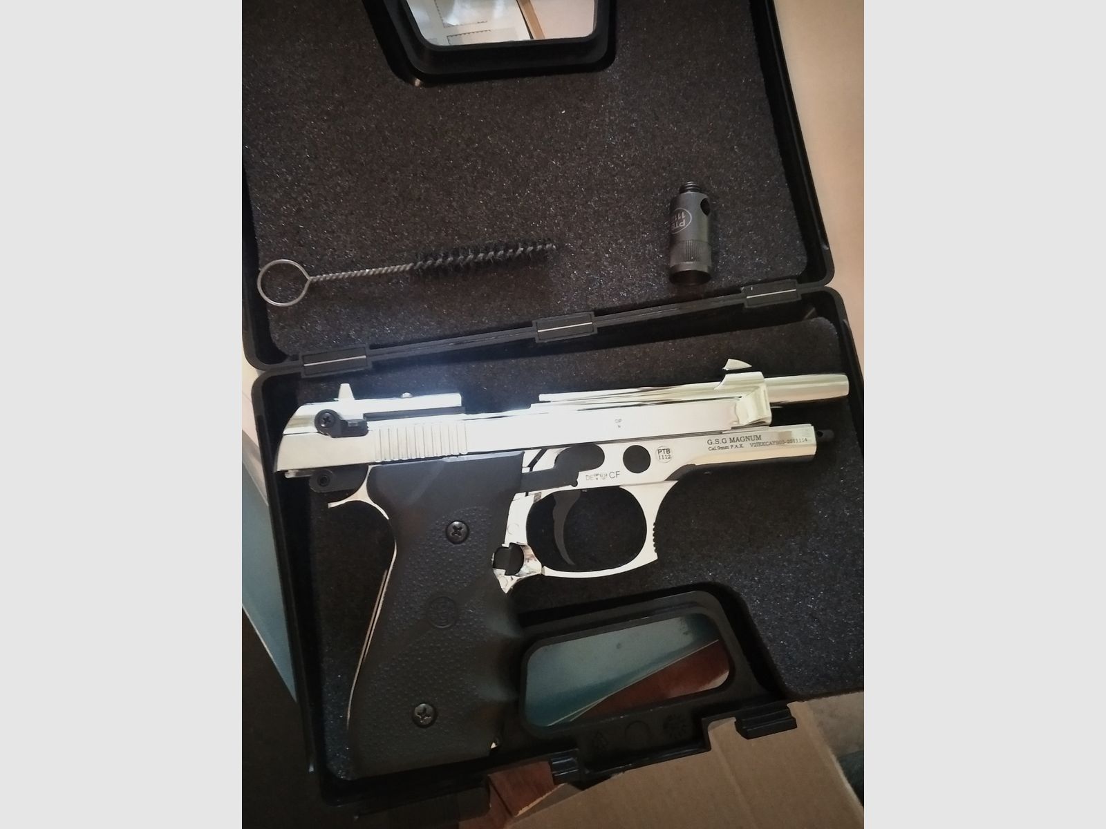 Verchromte Ekol Firat Magnum mit verbessertem Griff 9mm Pak Beretta Mod. 92 Kopie 