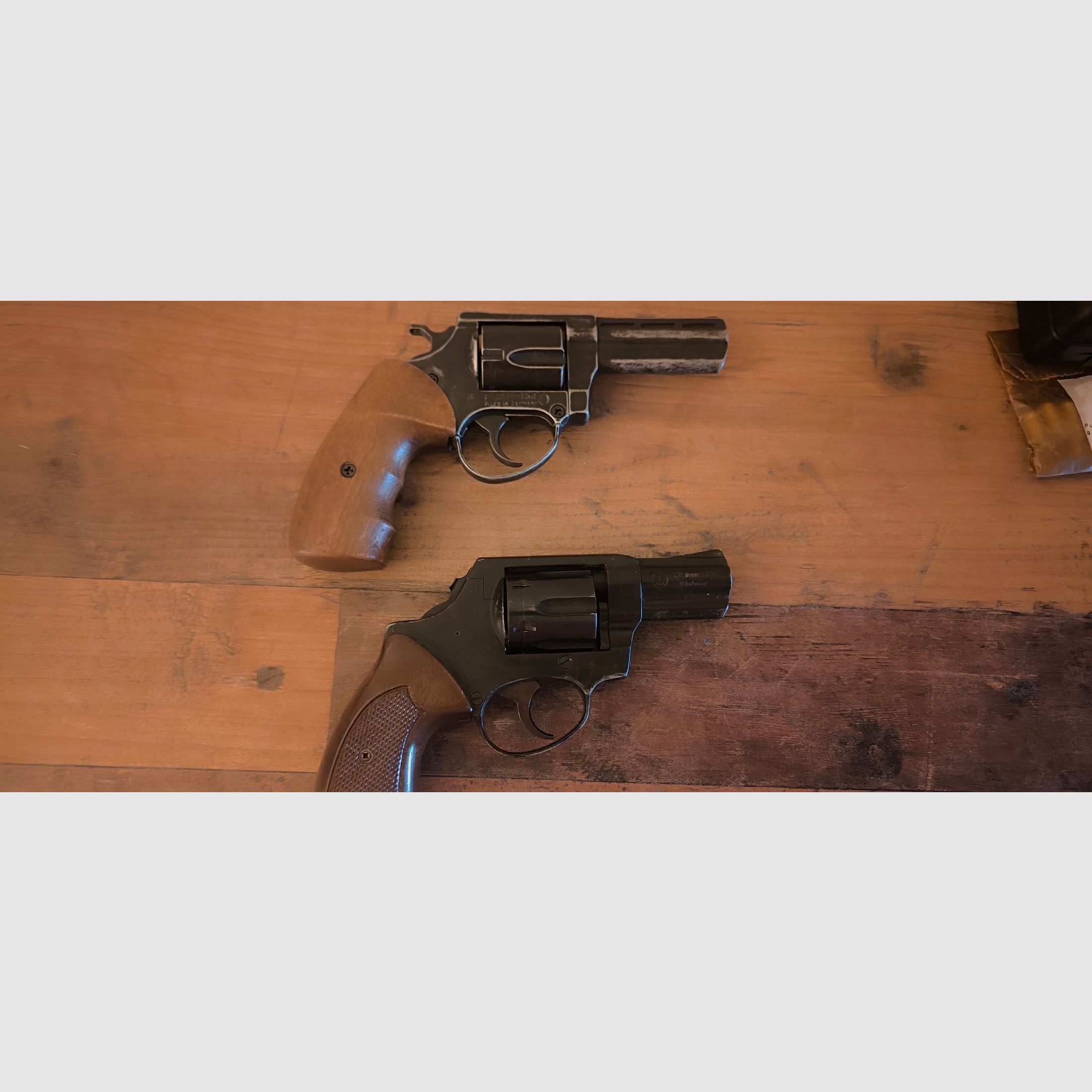 SRS-Revolver, 1×Röhm RG 69 - Alte Ausführung - 1980Jahre, Kaliber 9mmK, West-Germany & 1× ME38 Magnum in Antik Finish , Kaliber 9mmRK 