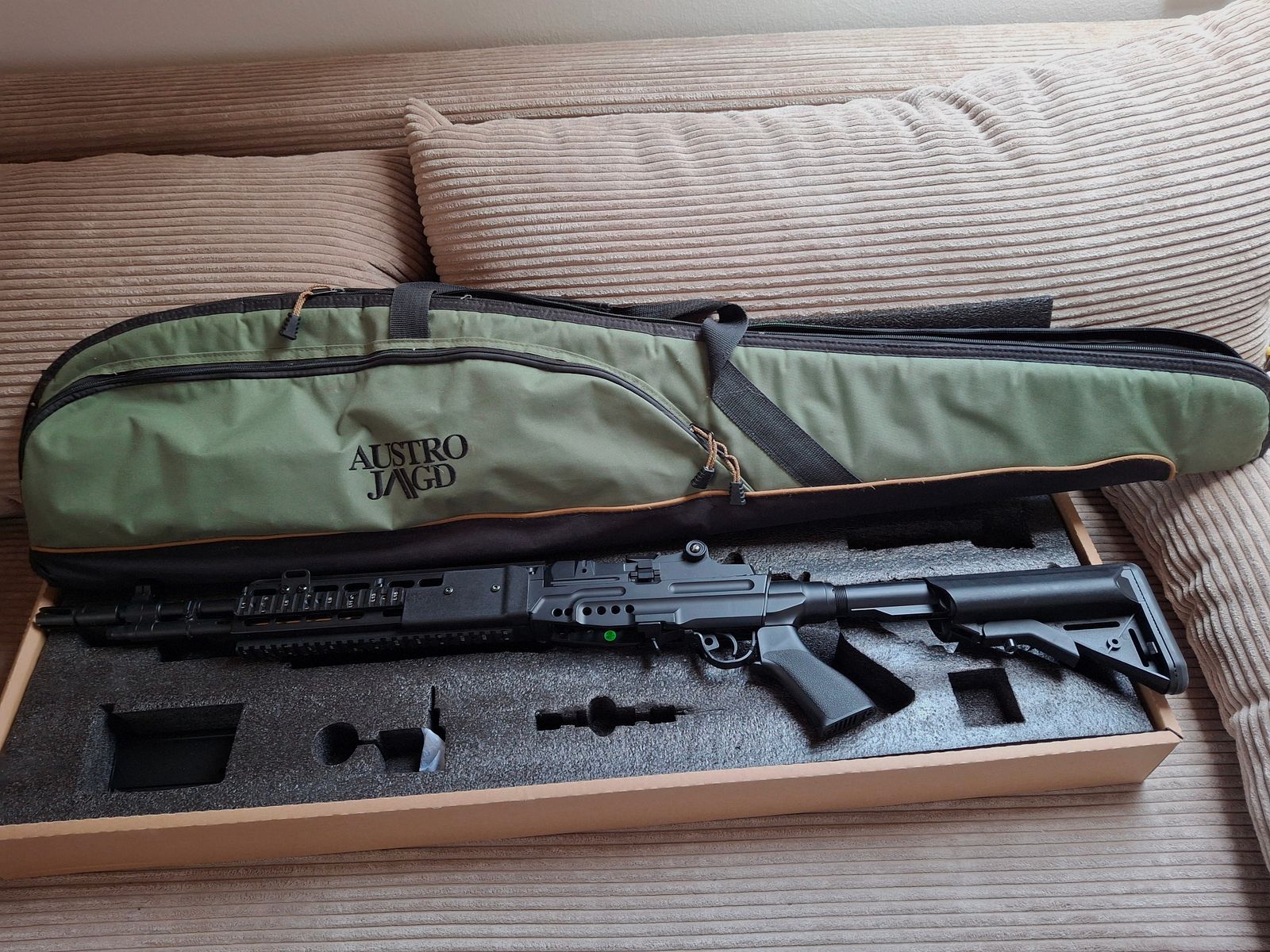 Airsoft  Gun