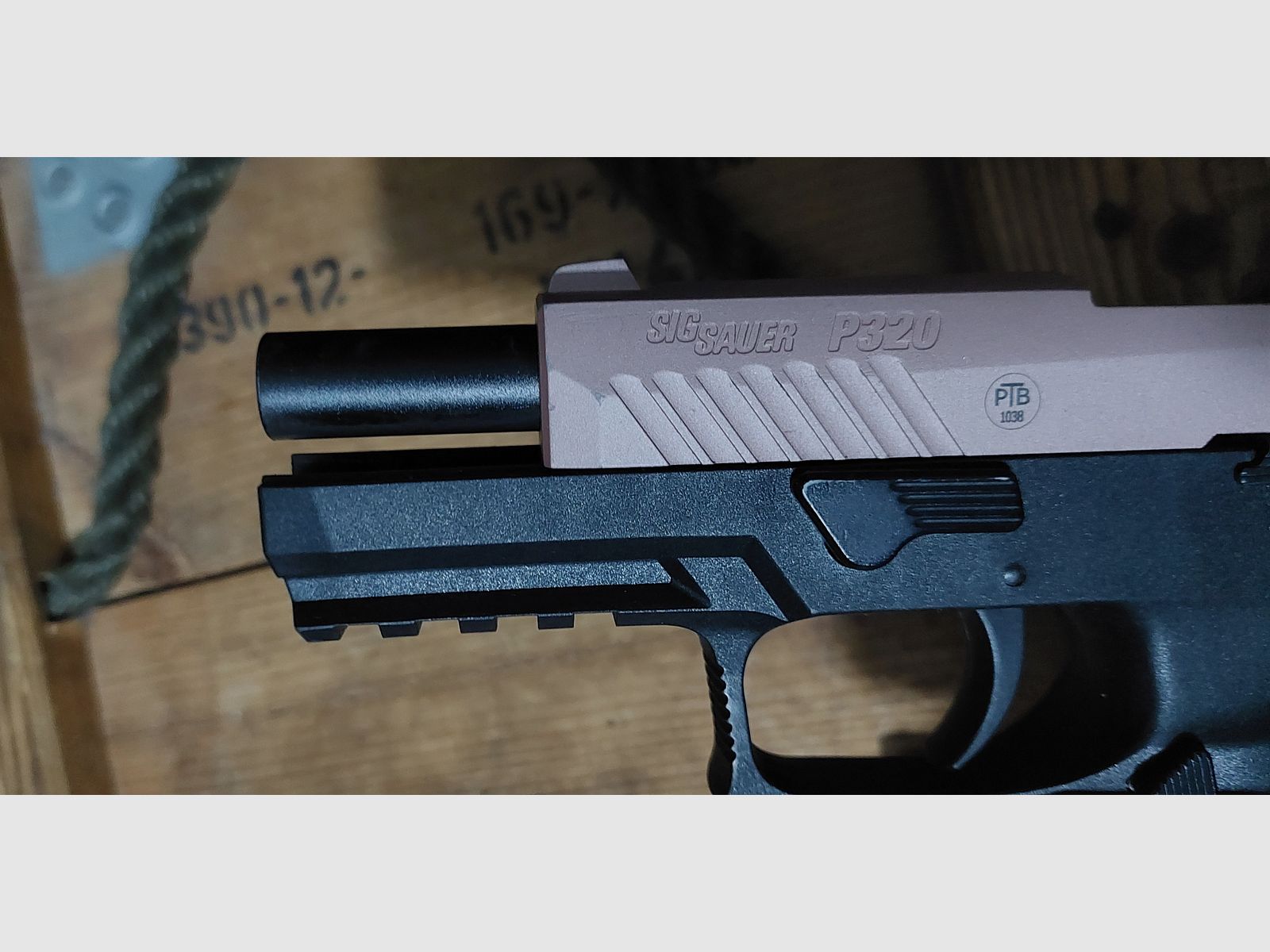 SigSauer P320 "Rosegold" 9 mm P.A.K (PTB 1038) Roségold keine Glock Walther Heckler RG