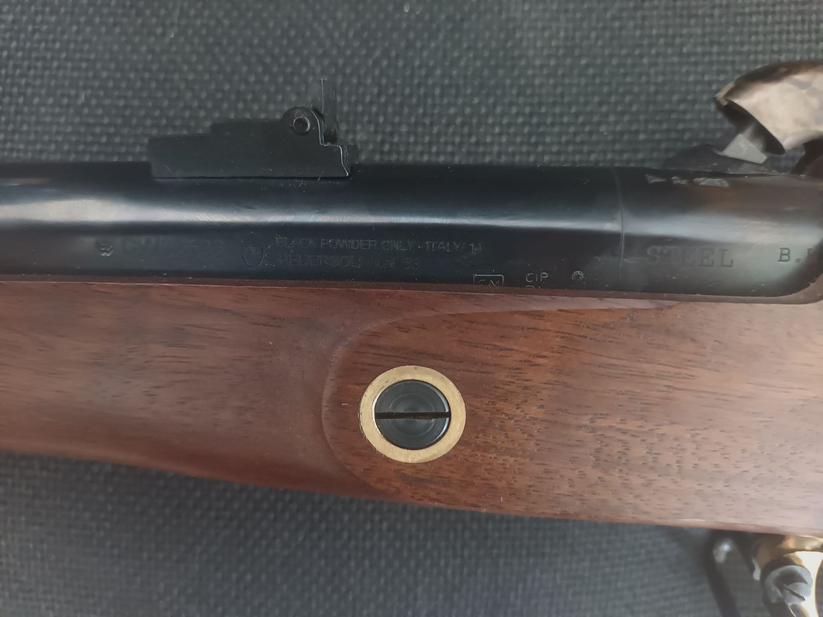 Perdersoli Gewehr 58   Ardesa Pistole 45  mit Zubehör