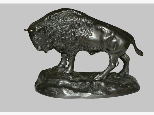 Lovergreen Bronzestatue Motiv drohender Bison