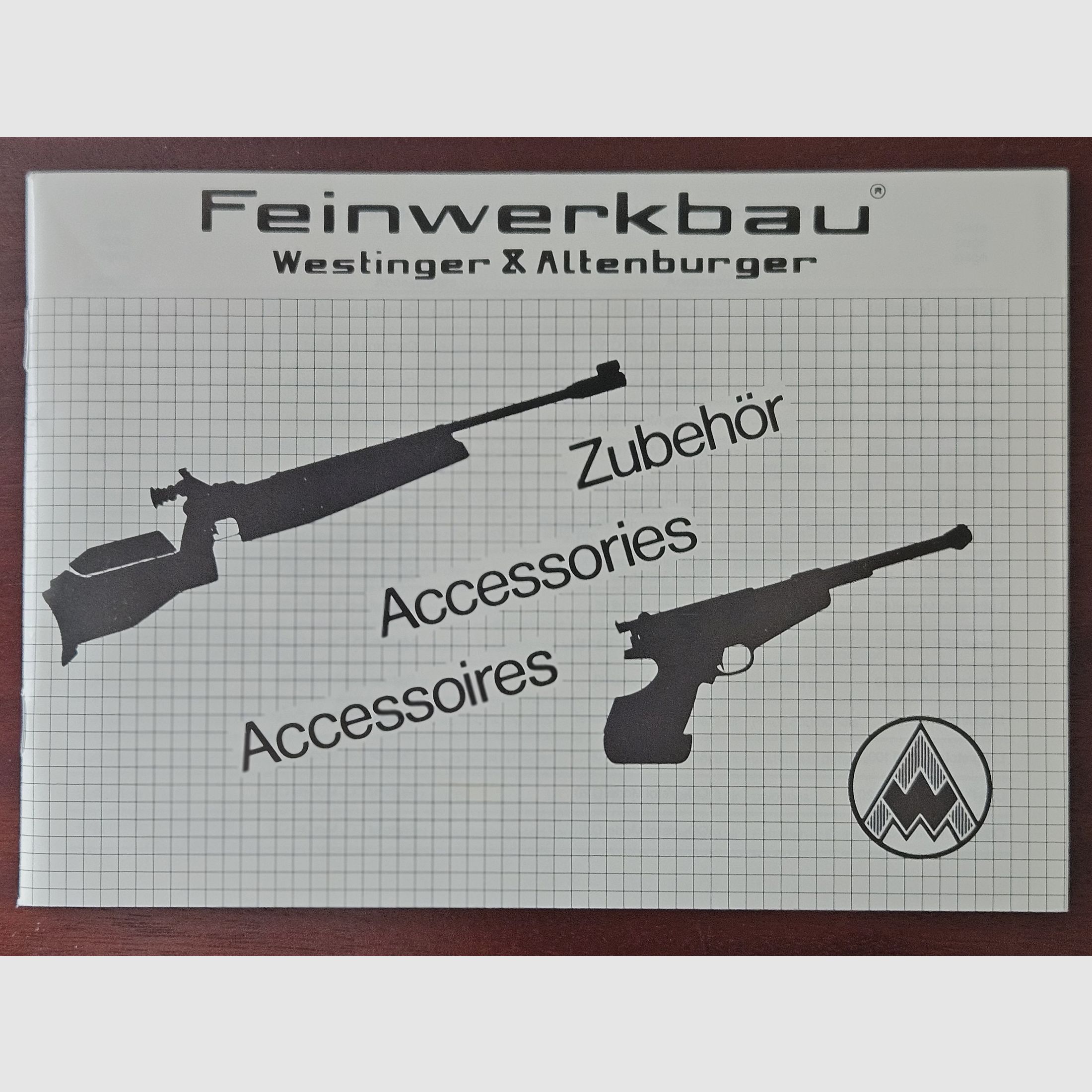 Catalogo accessori originale delle pistole ad aria compressa e carabine Feinwerkbau, immagine 1 di 2