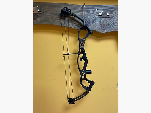 Alto y torneo, arco compuesto de Hoyt, muy buen estado