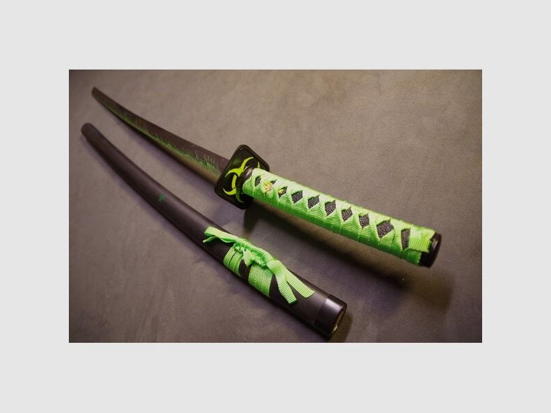 Letztes Exemplar : Zombie Biohazzard Katana mit Symbol und Holzscheide