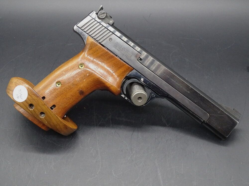 Smith & Wesson Mod 41 caliber .22lr 41
