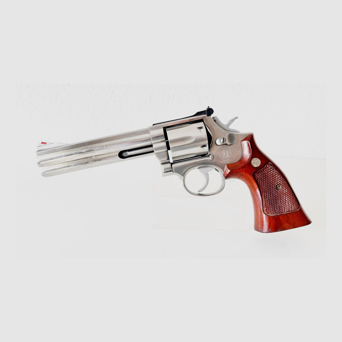 Smith & Wesson 686 - 1 6 cali .357Mag