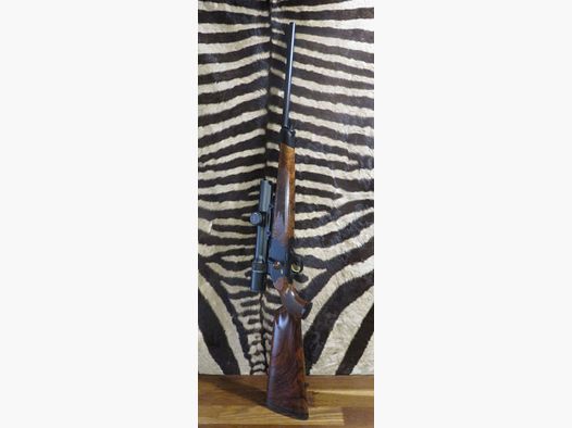 Carabine BLASER R8 Black Edition cal.7×64 canon 58 cm – lunette BLASER Infinity 1-7x28ic