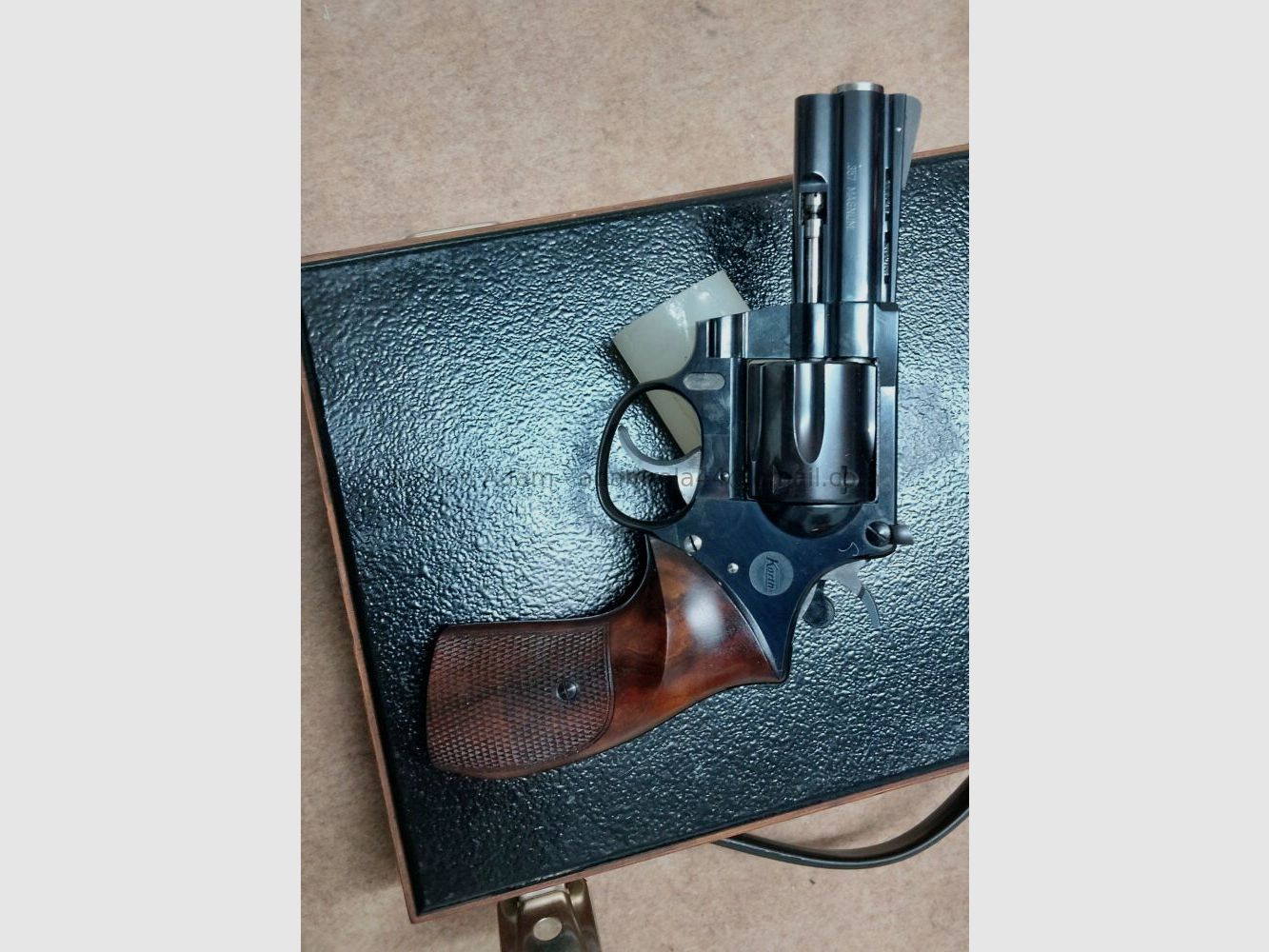 Korth Ratzeburg Combate 357 Mag con tambor intercambiable de 9 mm