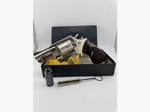 Revólver de alarma Röhm RG 69 niquelado - PTB 275 - Año de prueba: 1985