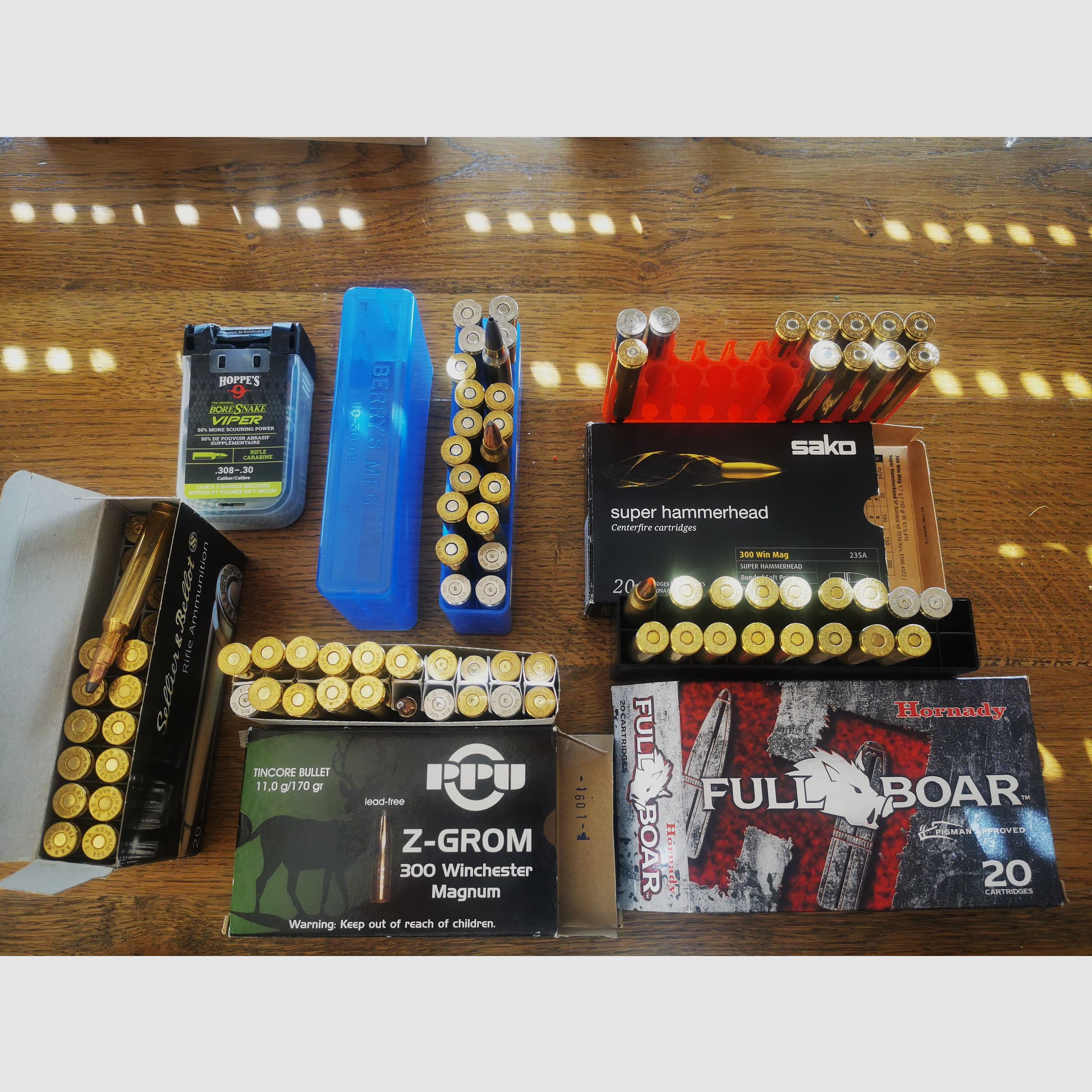 300 Win. Mag. 65 Schuss gemischte Munition 