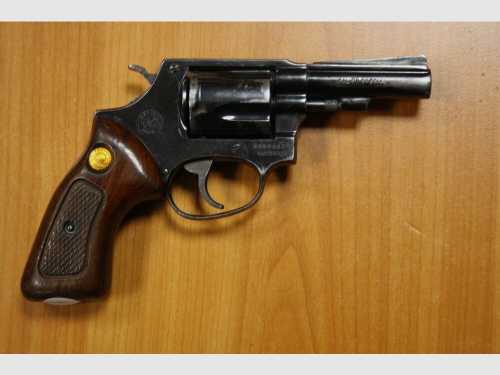 Taurus Revolver Mod 85 caliber .38 Special 85, image 1 of 2