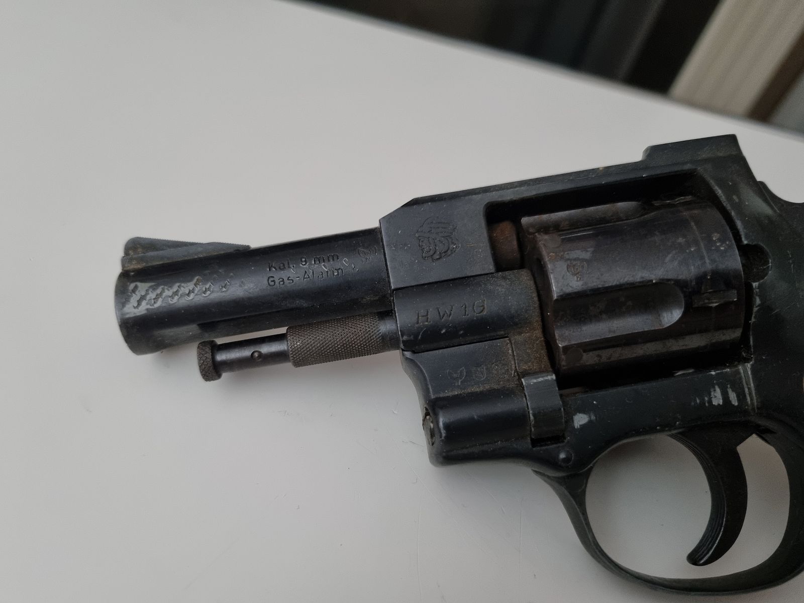 Arminius HW 1G blank firing revolver + accessories