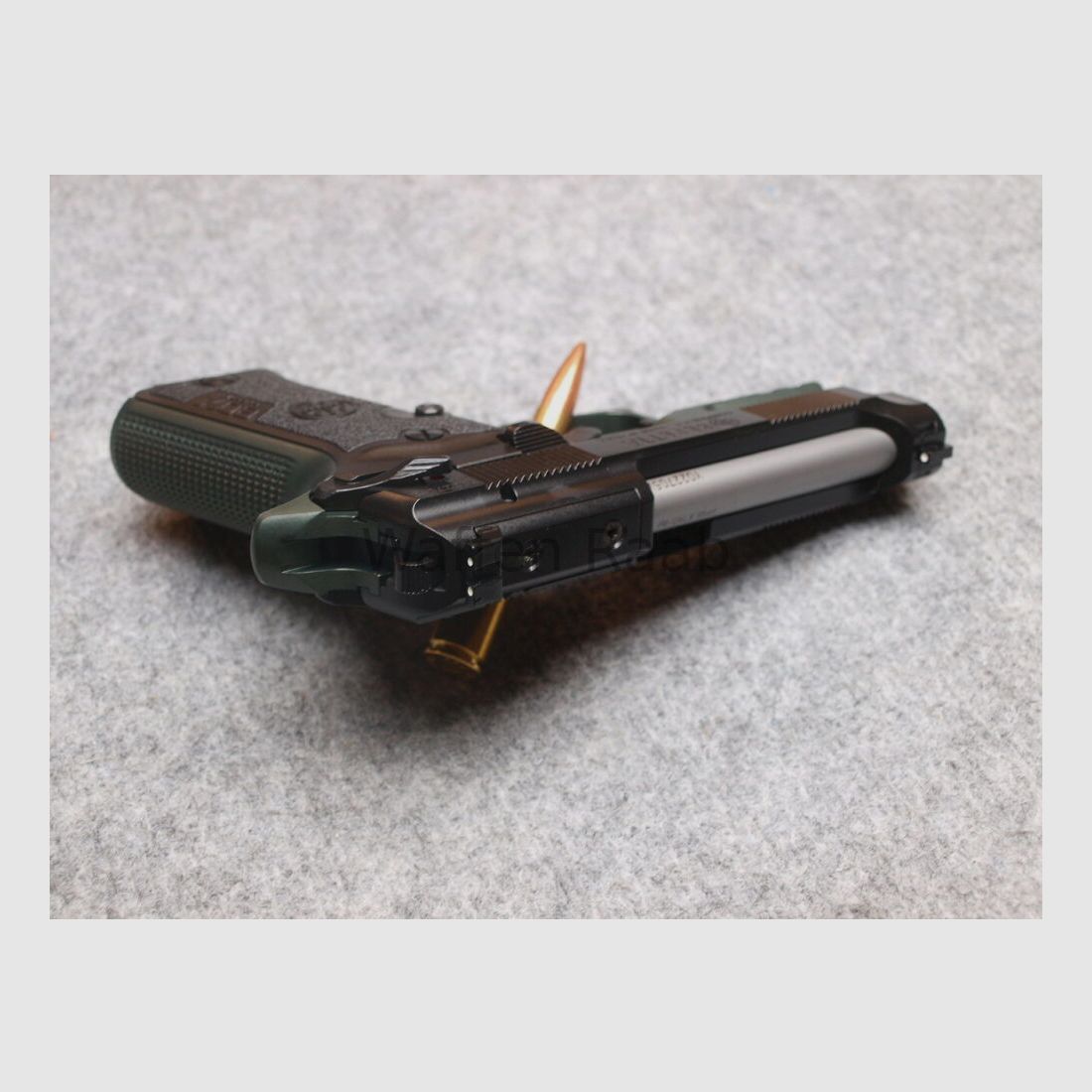 Beretta 80X modelo especial verde Beretta 80X modelo especial verde