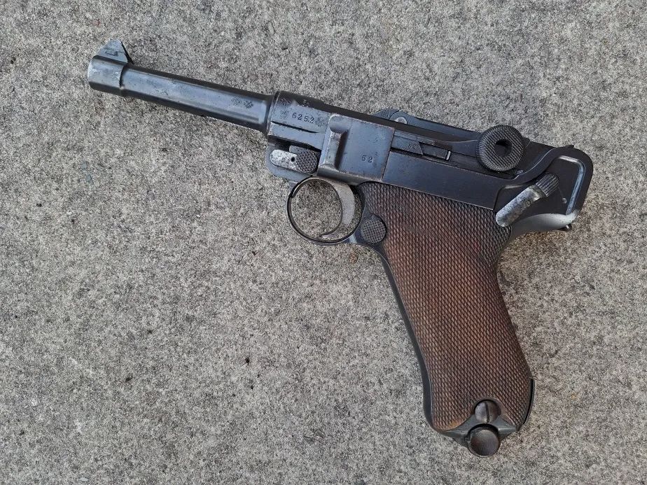 Luger P08 EU-Deko 1915 DWM, numer zgodny