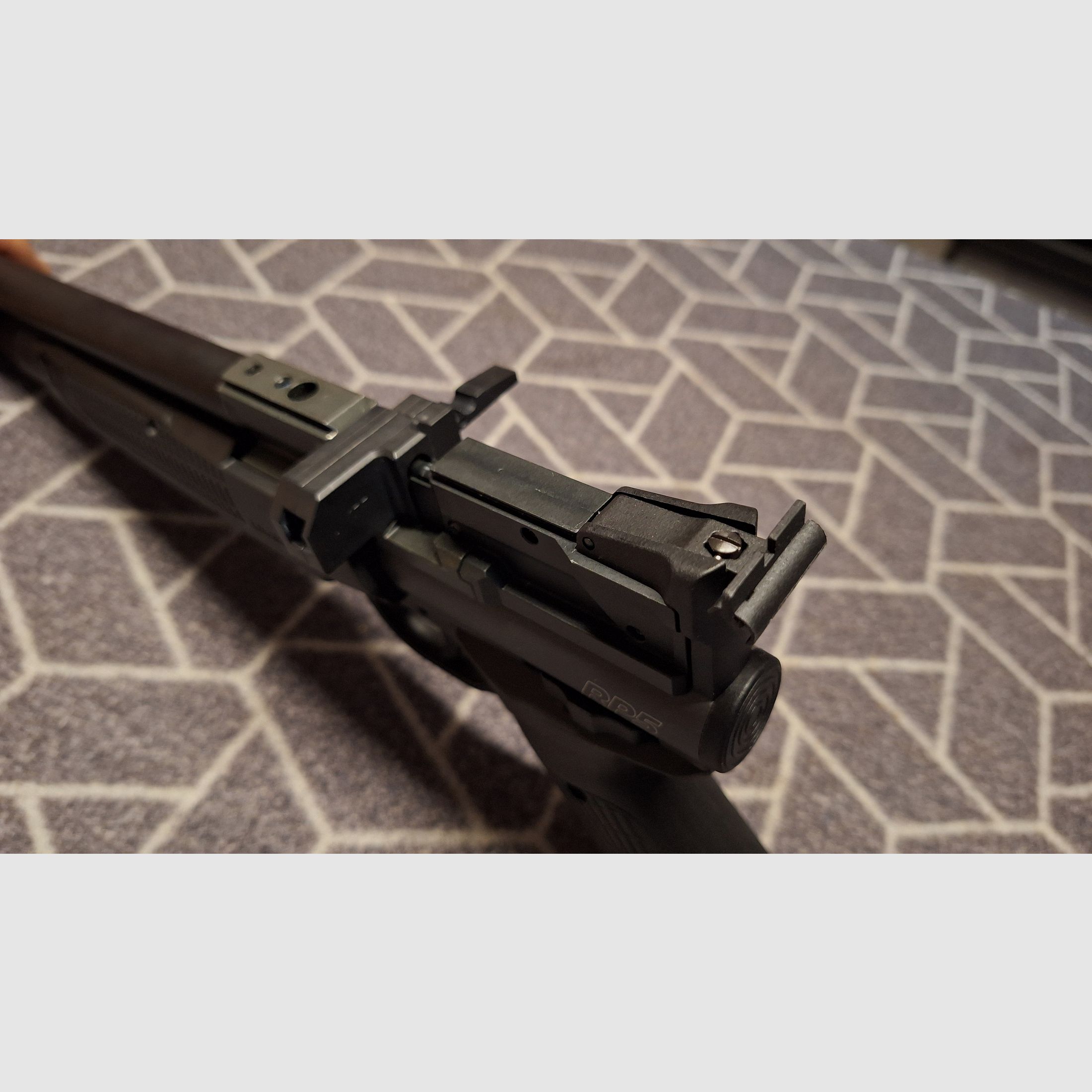 Umarex RP5 4,5 mm CO2 Pump Action mit 2x 5 Schuss Magazinen - Rarität!