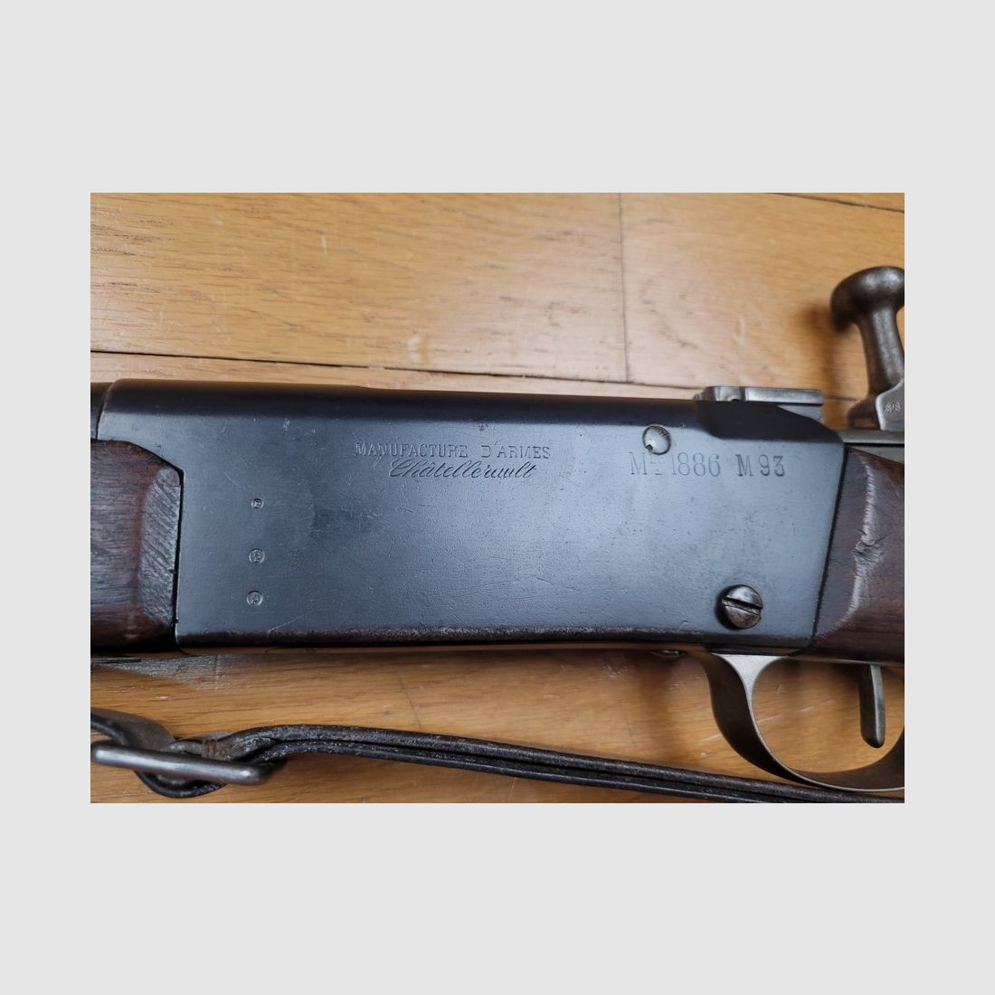 Sehr schönes Gewehr Lebel Modell 1886 M93 - Arsenal von Châtellerault aus 1890 - ursprüngliches Kaliber 8x51R - im gleichen Arsenal 1893 auf Standard gebracht - Patrone 32N - Vollmatrikel - guter Lauf - Seltene Stück in TBE+, Bild 1 von 27
