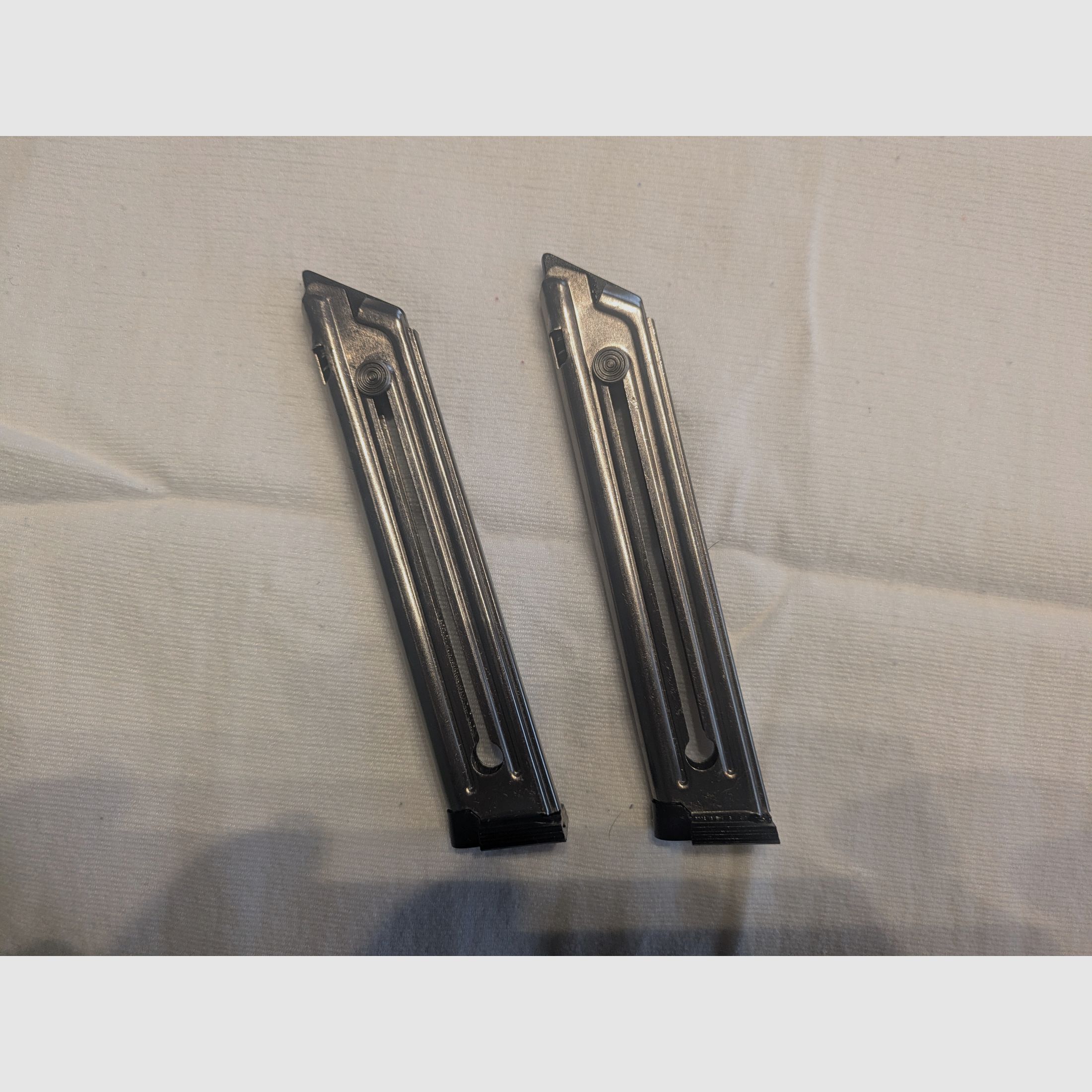 Ruger Mark IV Target - Plata - 5,5 pulgadas - .22lr