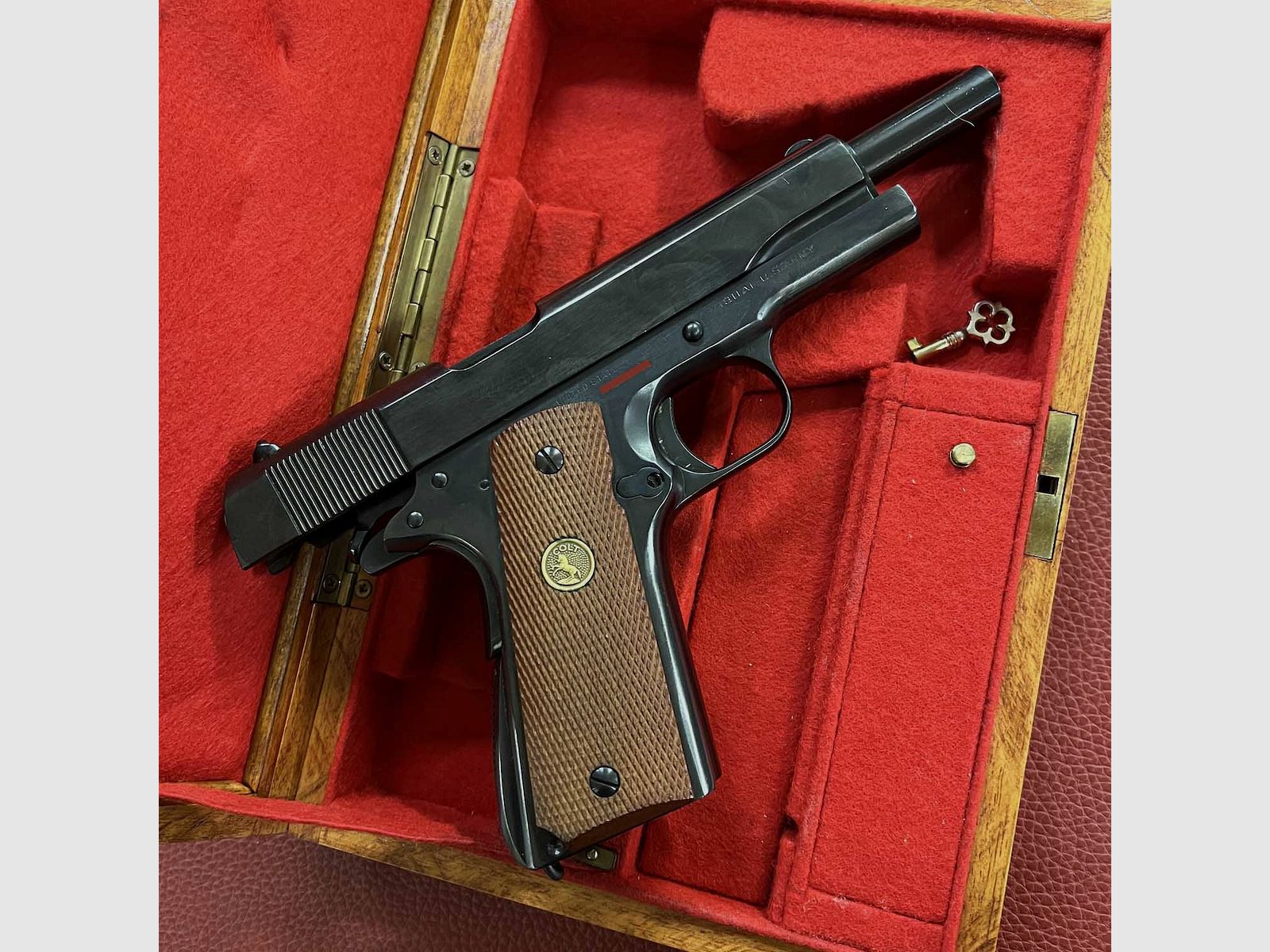 Colt M 1911 A1, image 12 of 13
