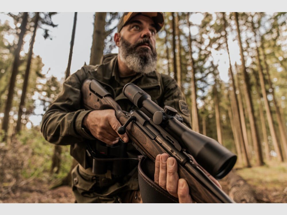 MAUSER MAUSER 25 MAX straight-pull repeater + MINOX RS-4 2.5-10x50 rail