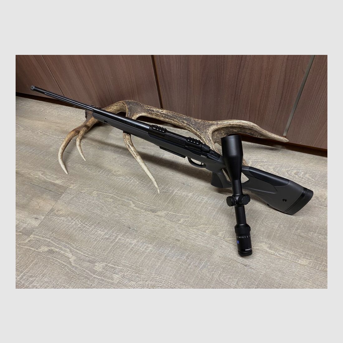 Sako S20, con Zeiss Conquest V4 3-12x56, sin riel