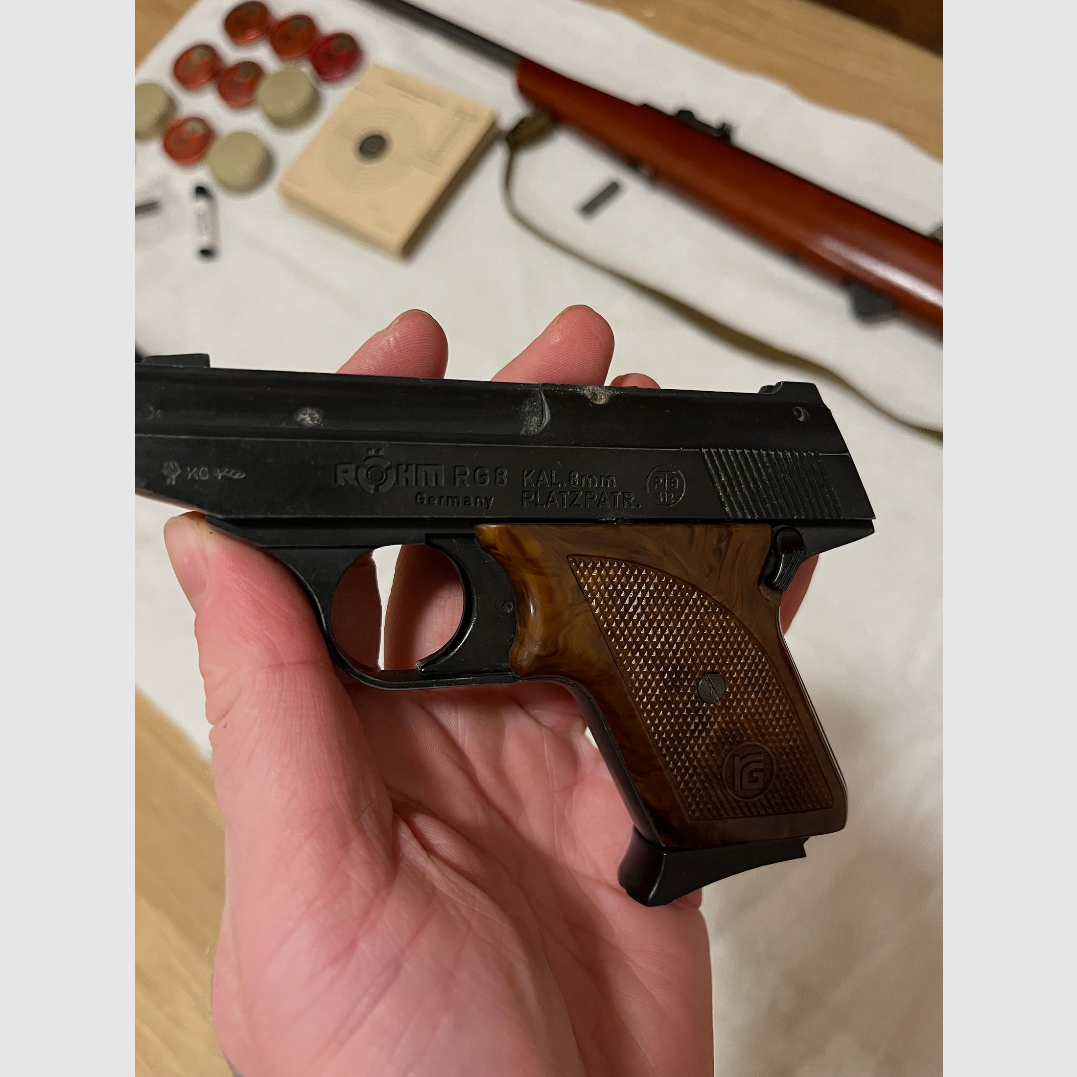 Röhm RG8 - 8mm pistolet alarmowy