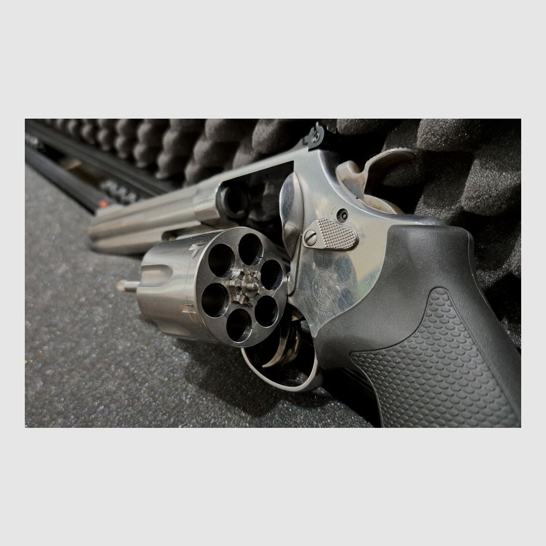 Smith & Wesson 629 Classic