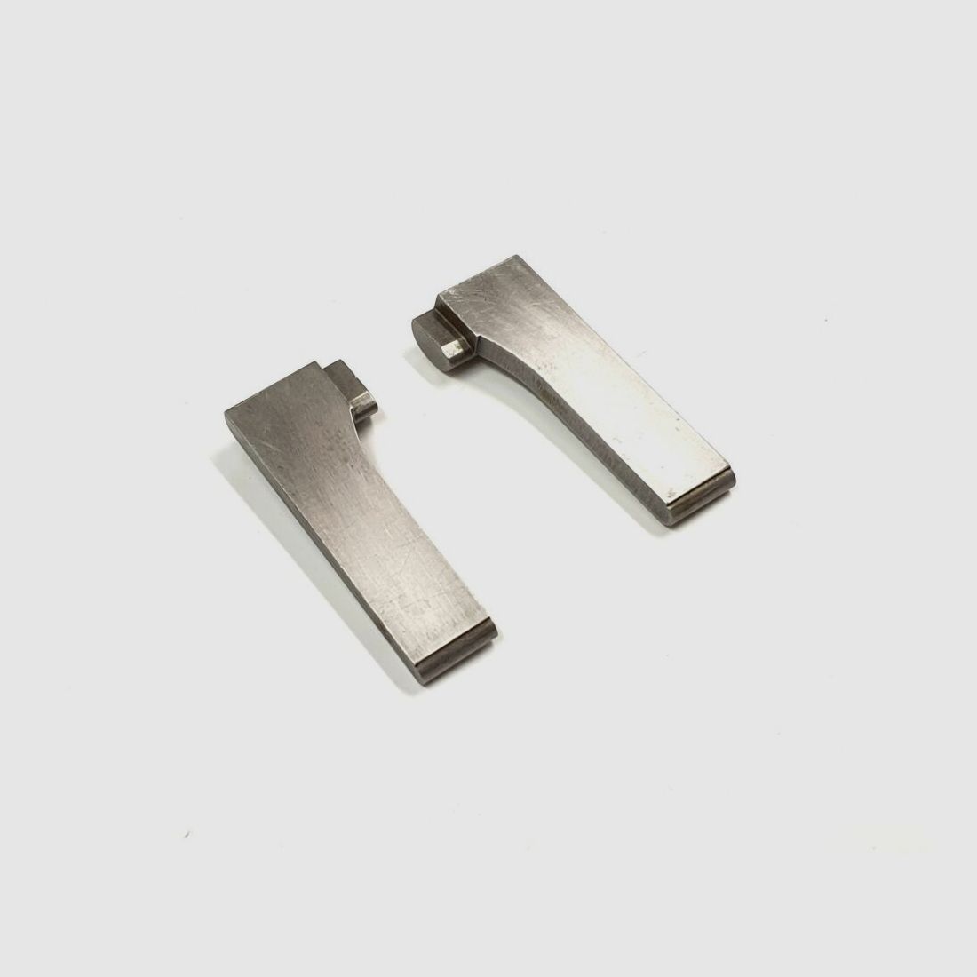 DP-27, DP-28 Stützenklappen rechts / links