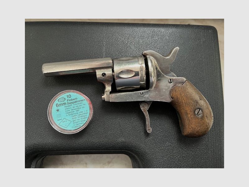 SCHRECKSCHUSS  REVOLVER  Kal. 6 mm  Zella Mehlis Seltenes Sammlerstück