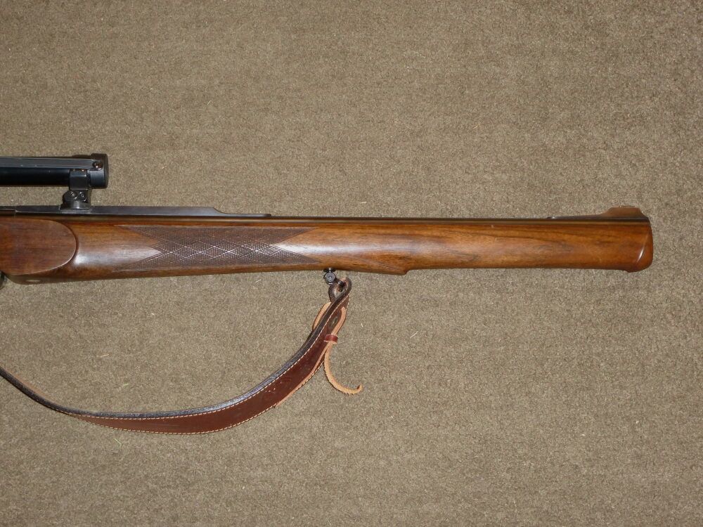 Otto Baier KS 88, zur izquierda, Cal. .416 Rigby, 6x70R