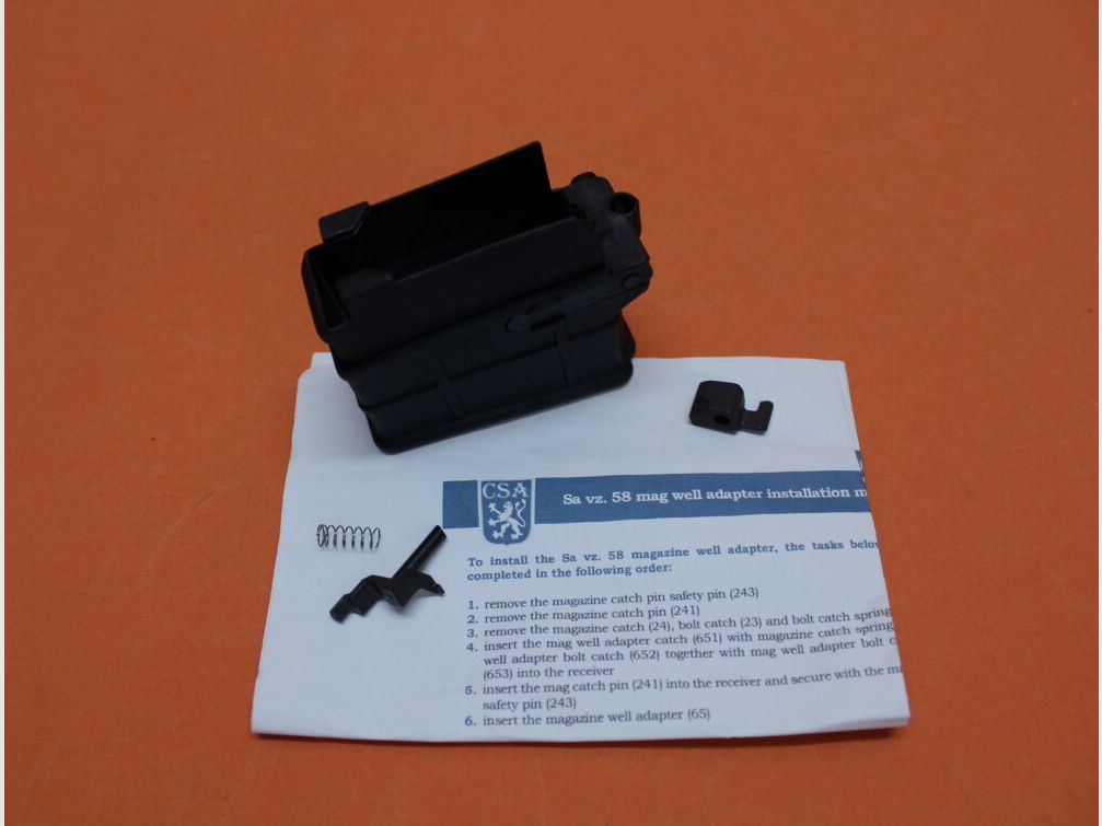 Armes légères tchèques - CSA Armes légères tchèques SA vz.58 223 : Adaptateur de chargeur AR-15 en polymère noir (58-2-065) Convient pour l'utilisation de chargeurs métalliques USGI AR-15