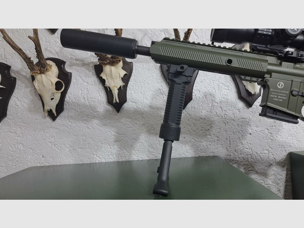 Schmeisser Schmeisser AR15-S4F Sport .223 Rem,OD Green -JAGDVERSION mit Schalldämpfer SD15 , Zielfernrohr DDOPTICS 1,5-15x40 , Hiperfire Competition-Abzug etc.