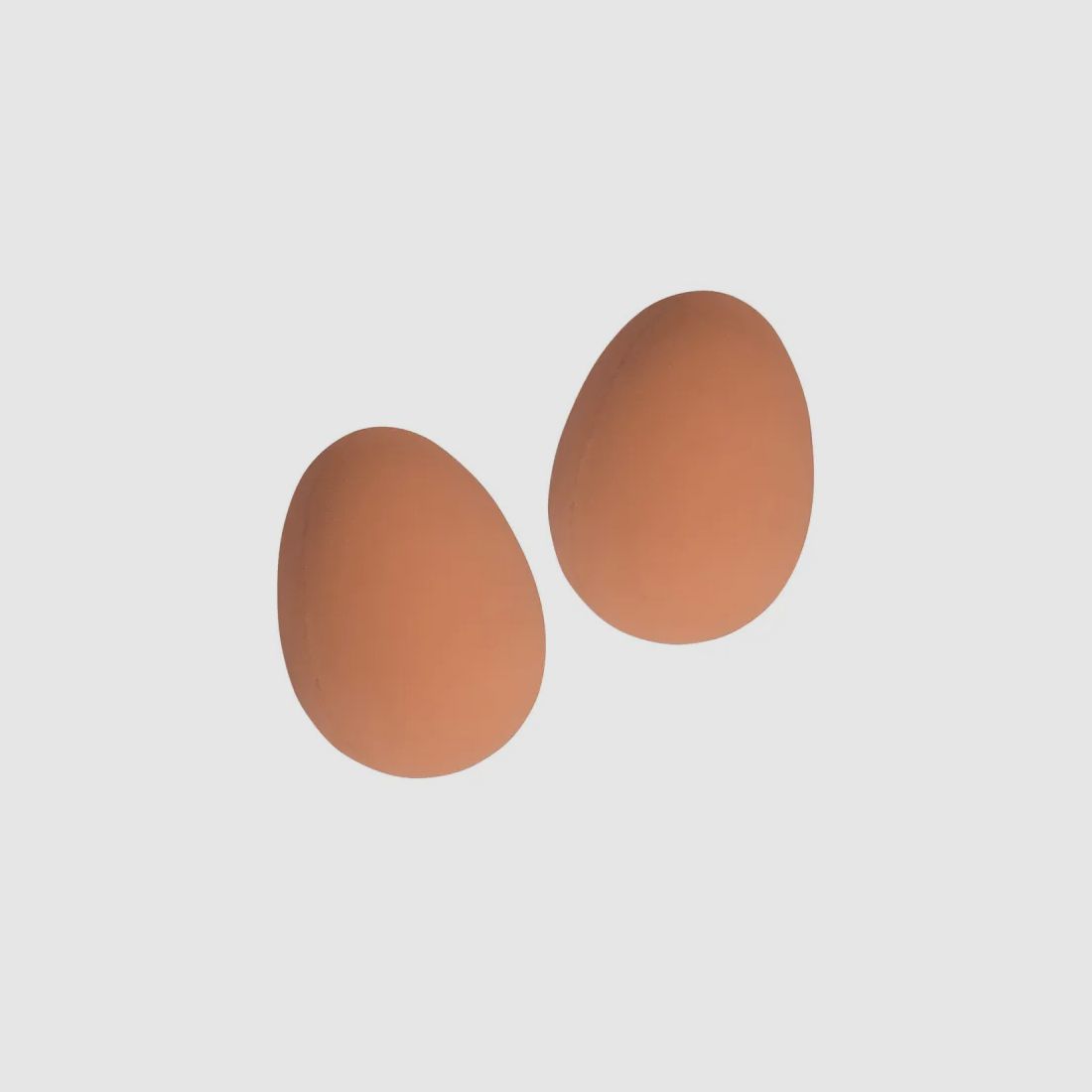 2 Stück braune Gummi-Eier OLBA für Hühner, Bild 2 von 5
