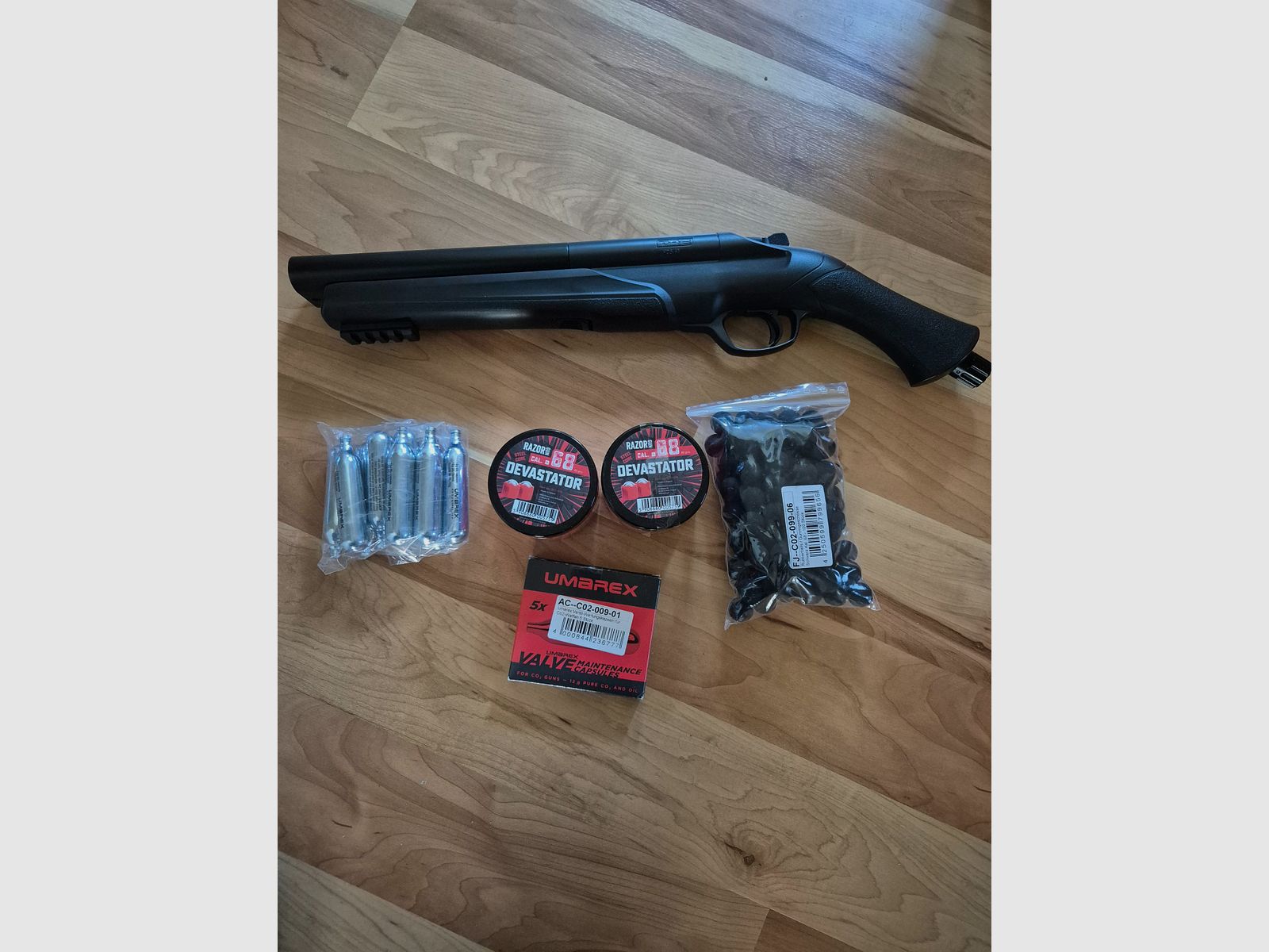 T4E Co 2 Shotgun HDS 68 avec munitions, image 1 sur 8