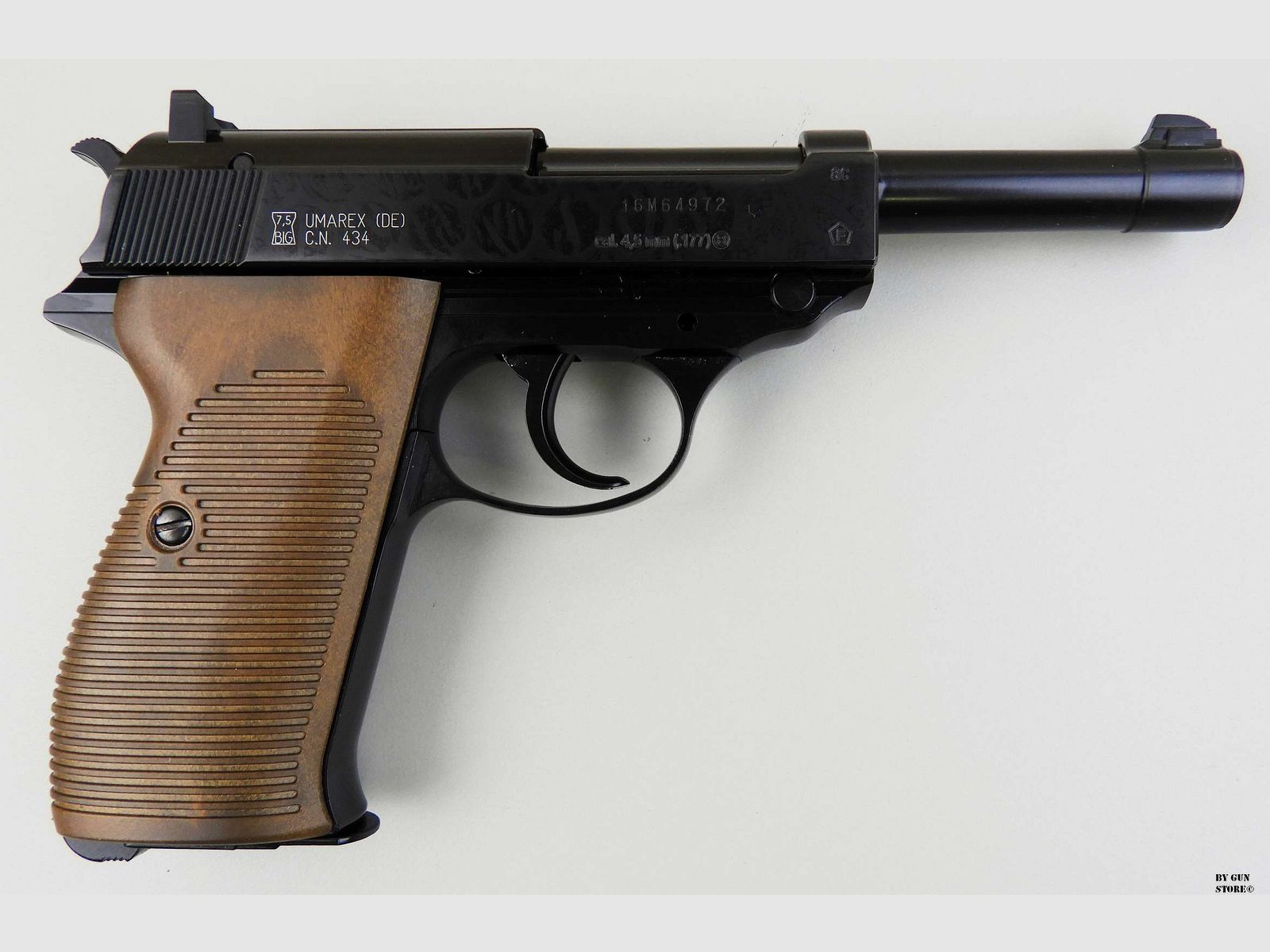 Pistola UMAREX WALTHER P38 CO2 CAL.4.5 BB =CN 434, immagine 2 di 4