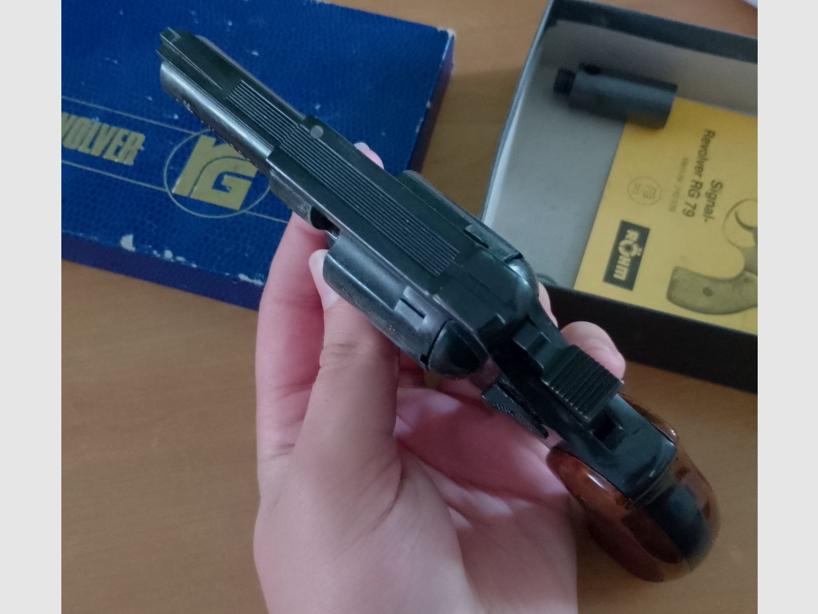 Seltener Röhm RG 79 im Kaliber 9mm Knall/ PTB 243 komplett mit Zubehör!
