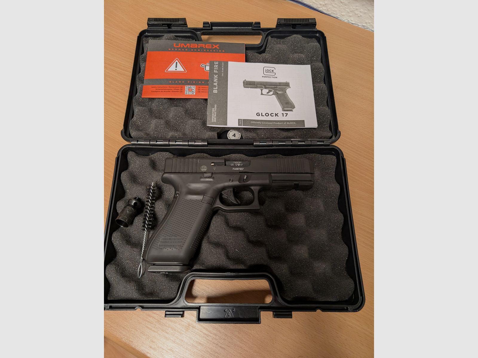 Glock 17 gen 5 Schreckschuss P.A.K / incl. nouveau holster Glock / incl. expédition