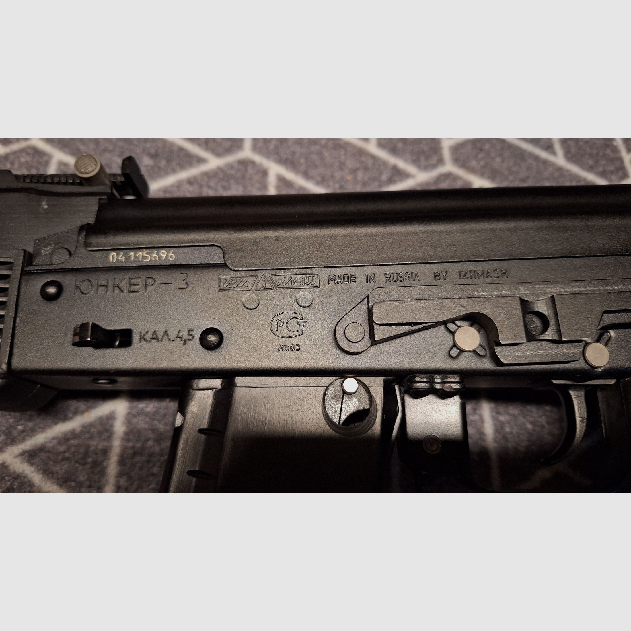 Original AK74M CO2 4.5mm Yunker full steel Kalashnikov - NEW!