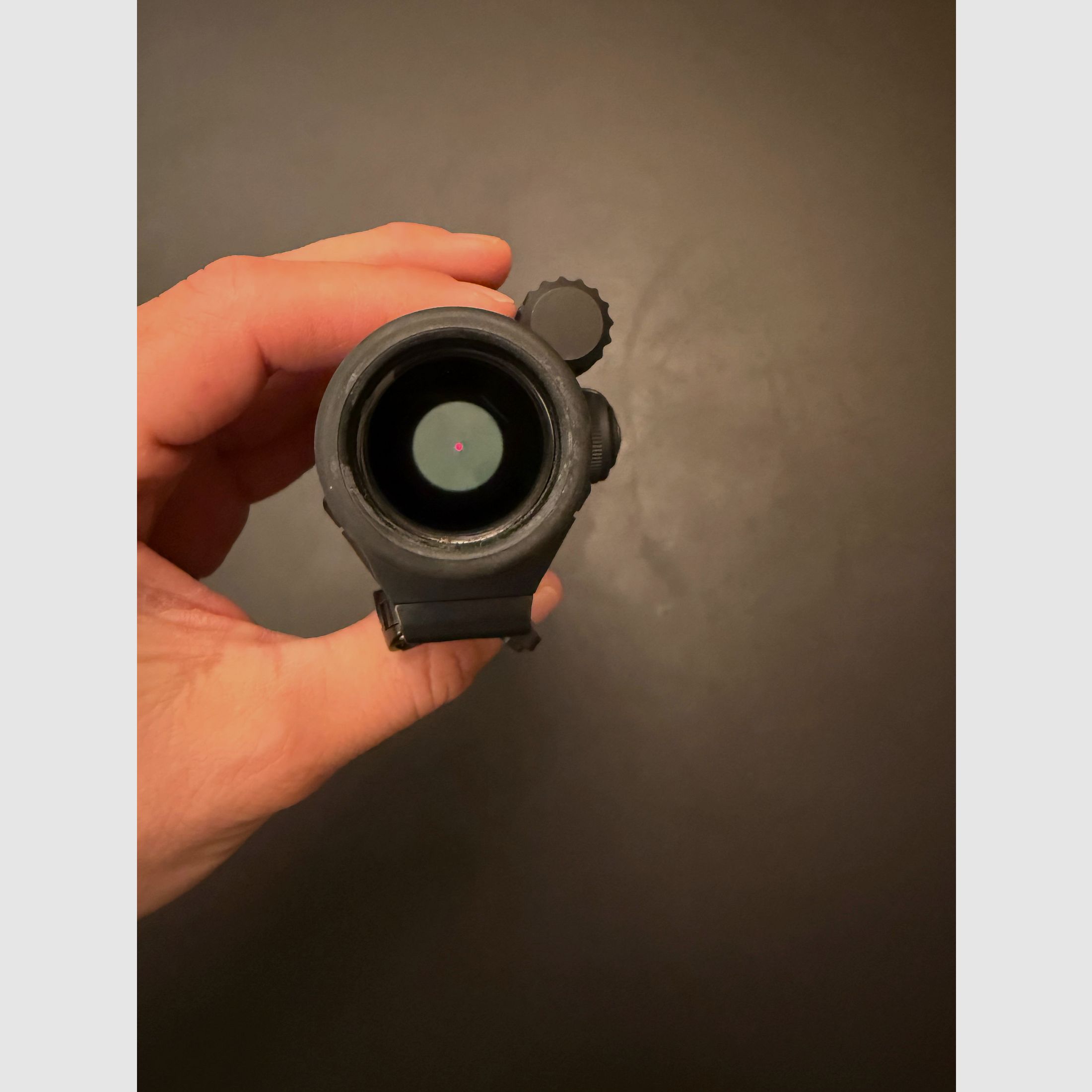 Aimpoint Leuchtpunktvisier 9000 SC mit Blaser Sattelmontage